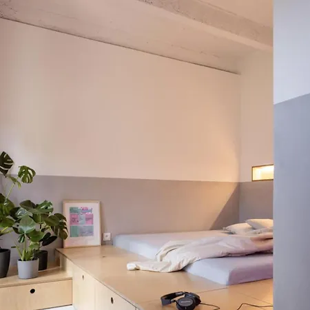 Urban Haven In Center With Free Parking