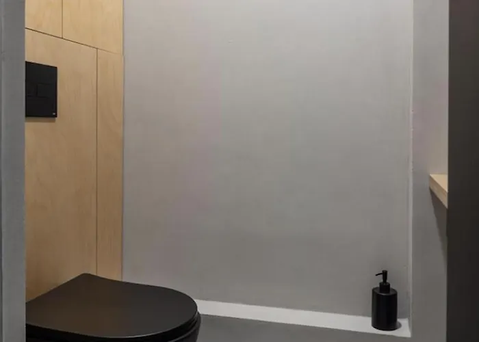 Apartament Urban Haven In Center With Free Parking