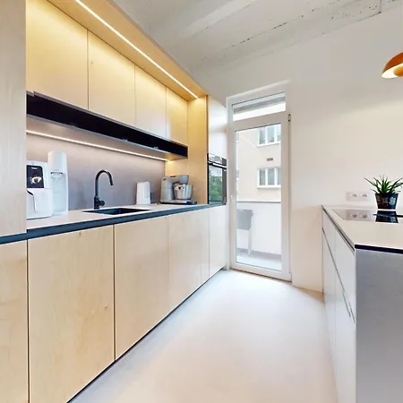 Urban Haven In Center With Free Parking * Bratysława