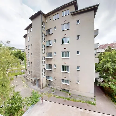 Urban Haven In Center With Free Parking * Bratysława