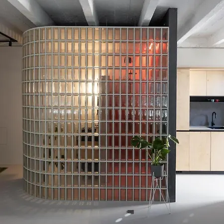 Daire Urban Haven In Center With Free Parking *